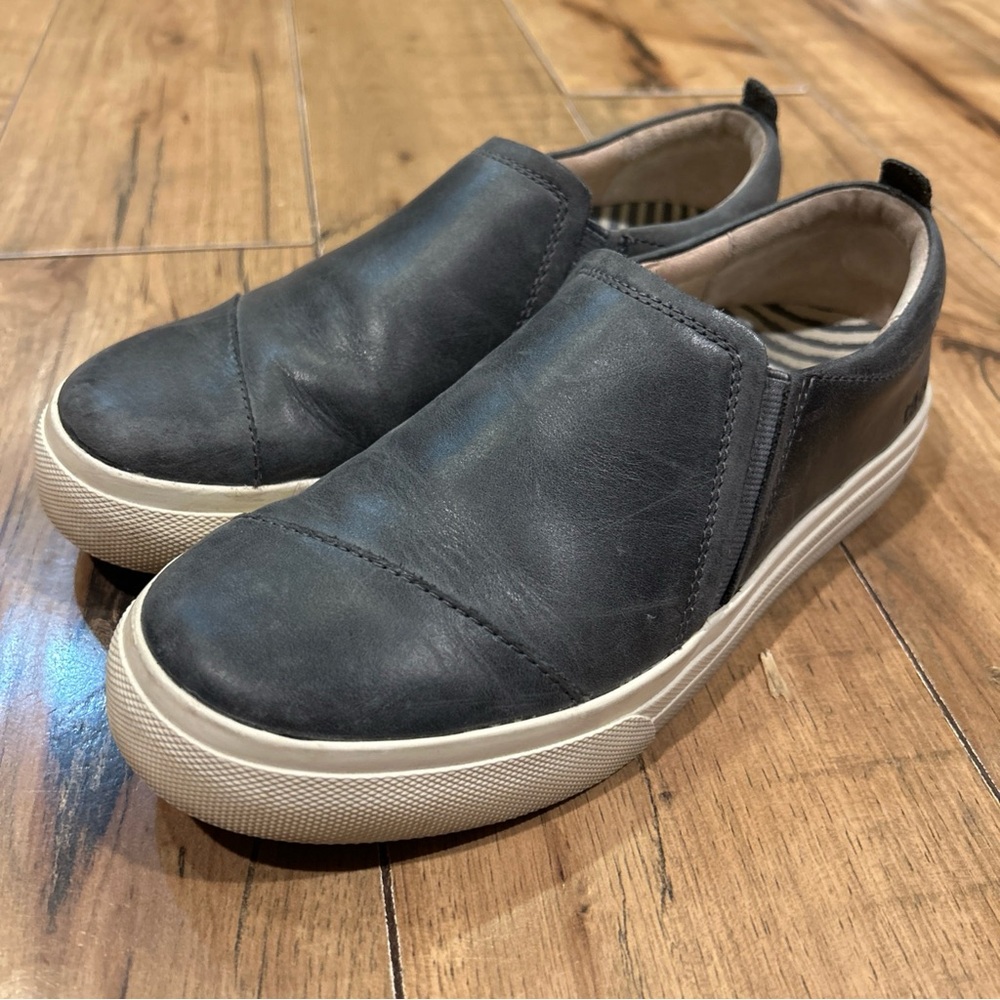 Taos Twin Gore Lux Gray Leather Slip-On Sneakers Women’s Size 6.5